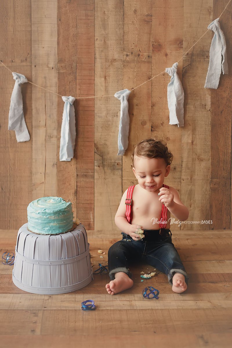 cake-smash-one-year-pics-oakland-county-baby-photographer