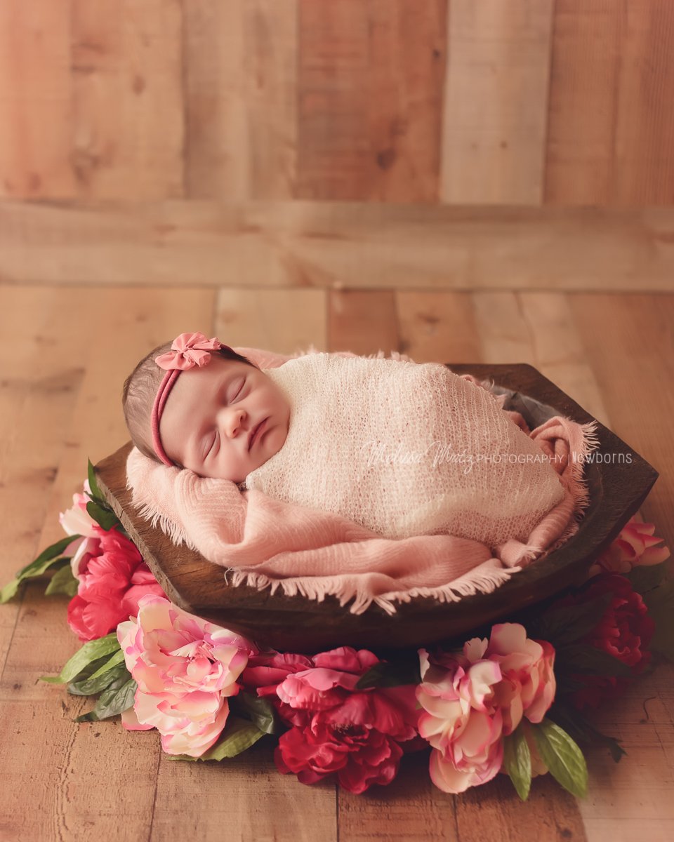newborn-baby-girl-macomb-mi-newborn-photography