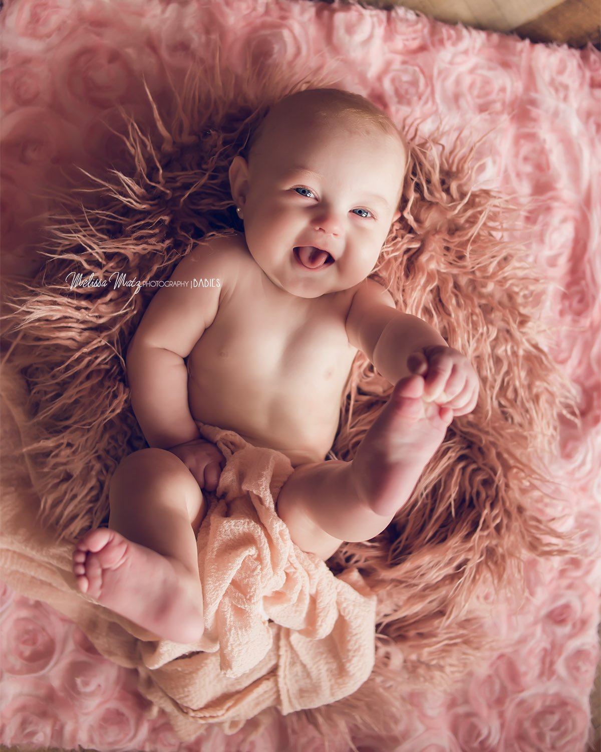 6-months-baby-girl-sitter-session-macomb-county-baby-photographer-2