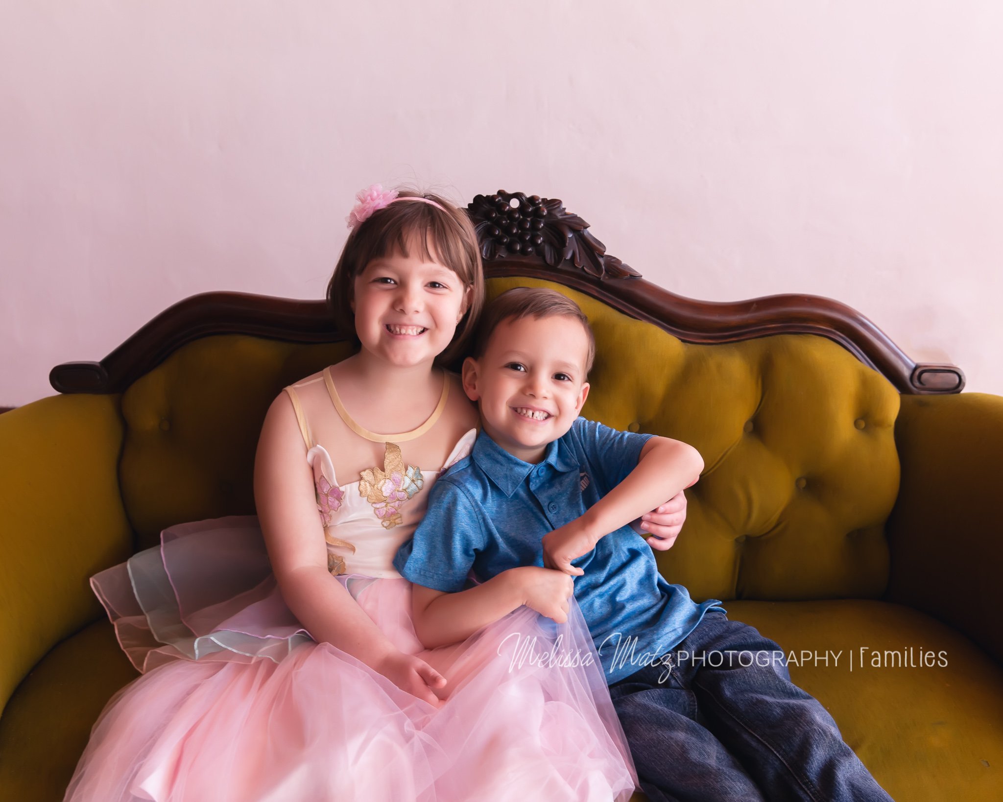 siblings-childrens-portraits-macomb-county-photograper-shelby-township-mi