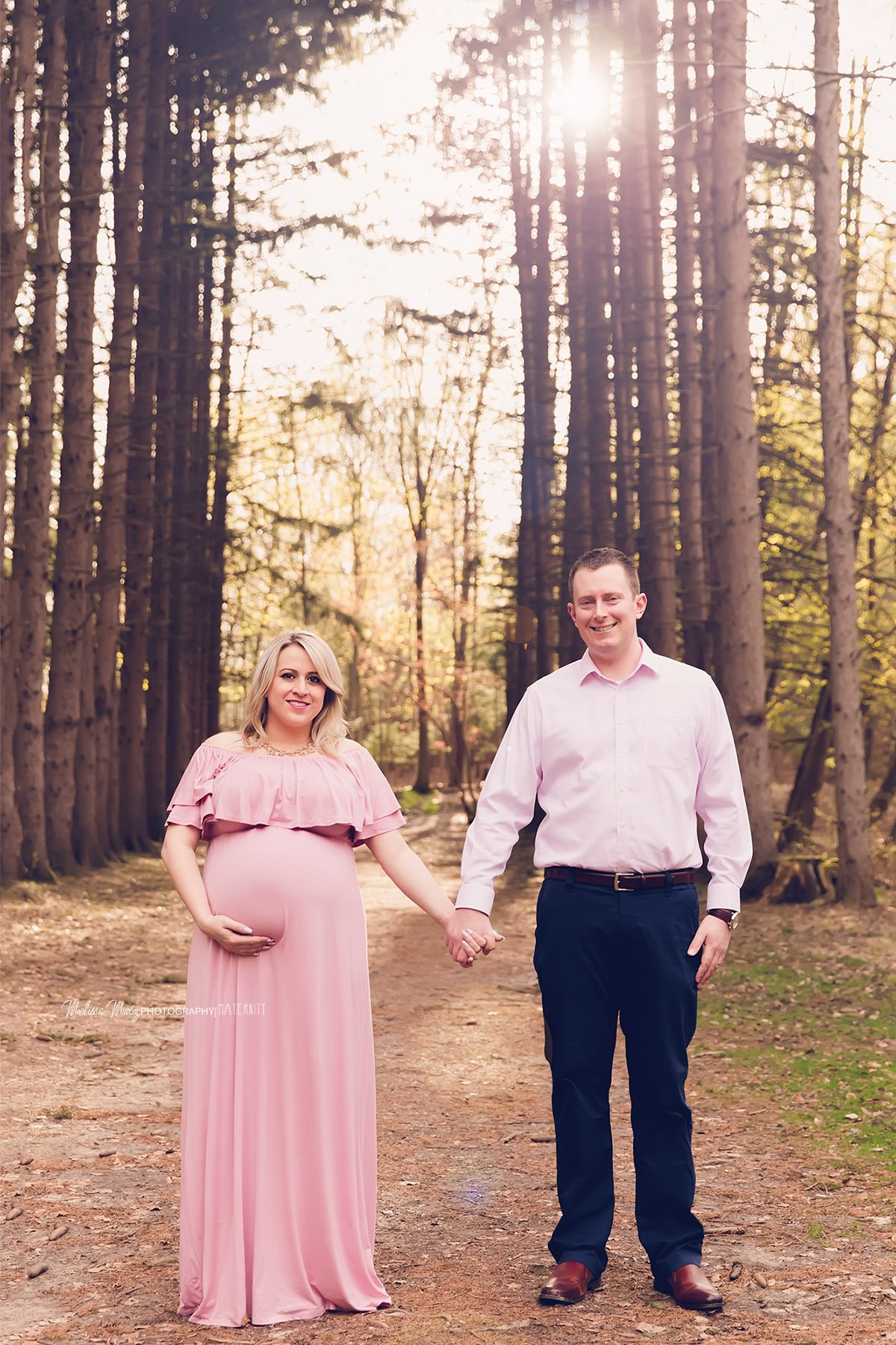 macomb-county-maternity-photographer-mom-and-dad