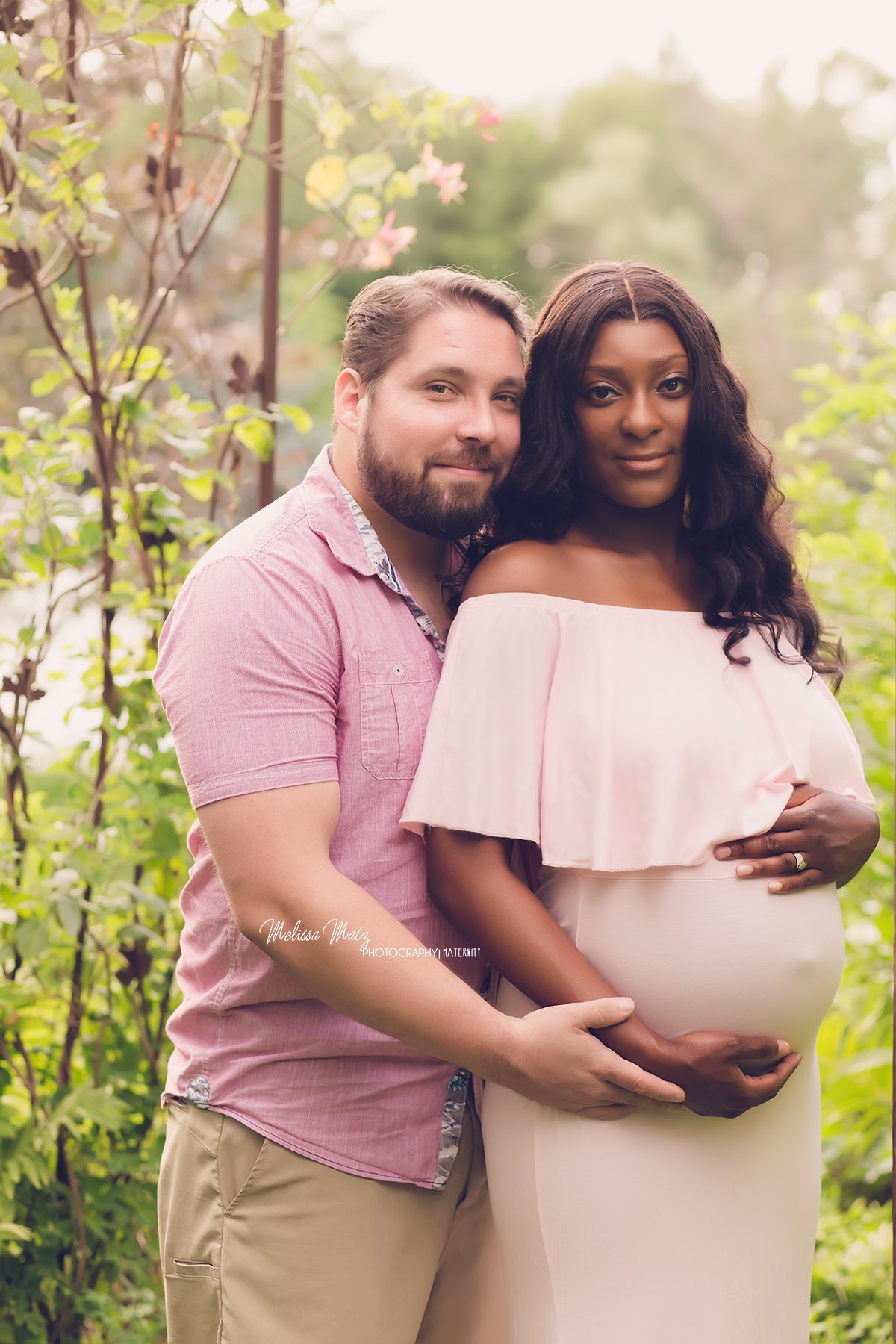 garden-maternity-couples-session-macomb-county-maternity-photographer-under-the-floral-arch