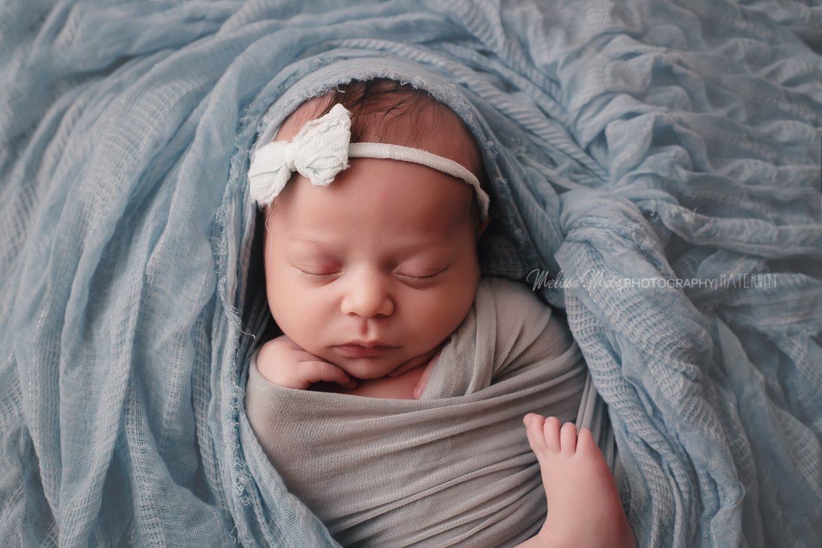newborn-baby-girl-sleeping-macomb-county-newborn-photographer