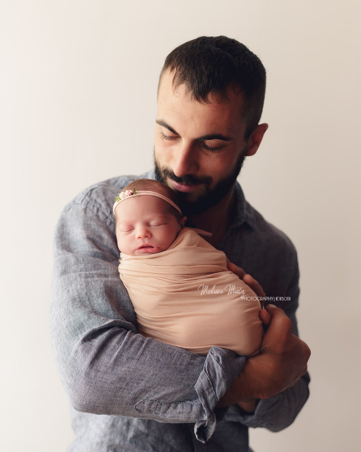 macomb-county-newborn-photographer-daddy-and-baby