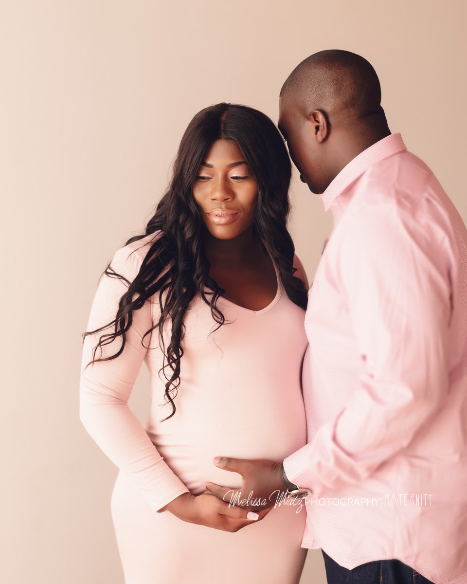 expecting-couple-macomb-maternity-photographer-studio-armada-mi