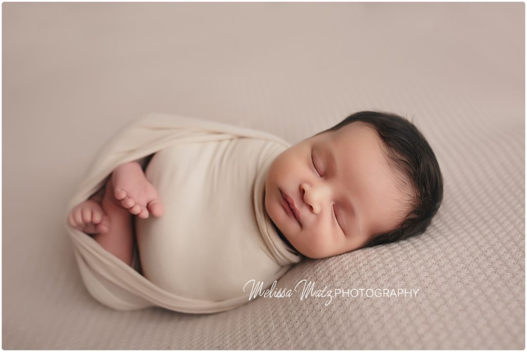 newborn-photos-shelby-township-baby-photography-swaddled-baby-boy