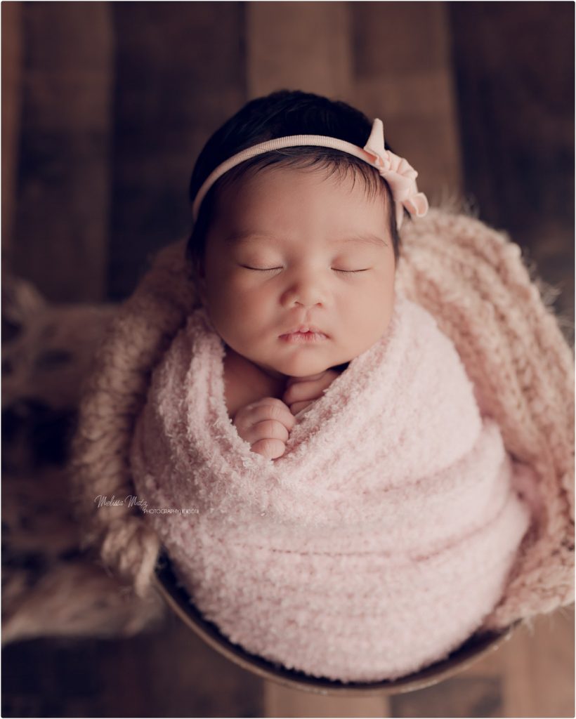 newborn photo session romeo mi 